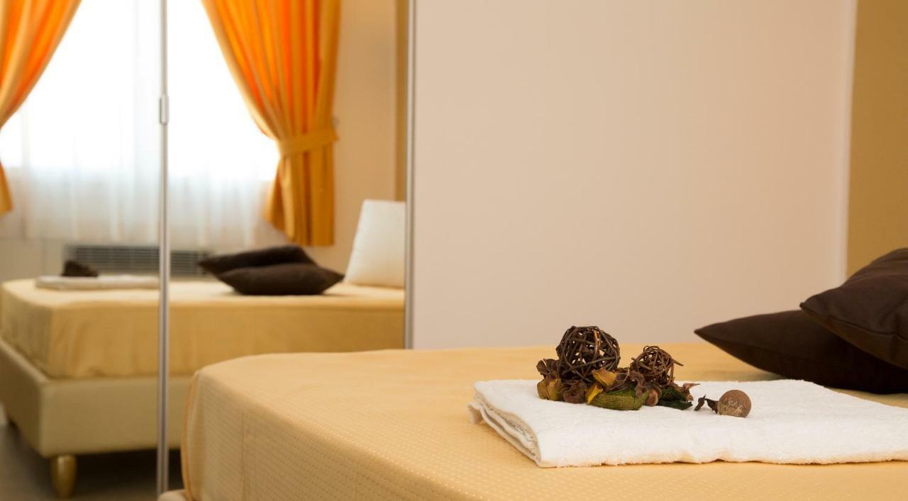 Charm Holiday تيراسيني المظهر الخارجي الصورة