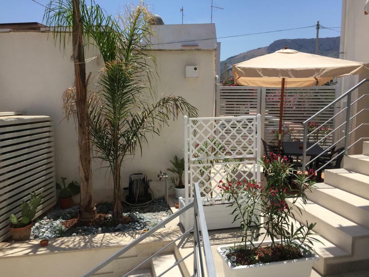 Charm Holiday تيراسيني المظهر الخارجي الصورة