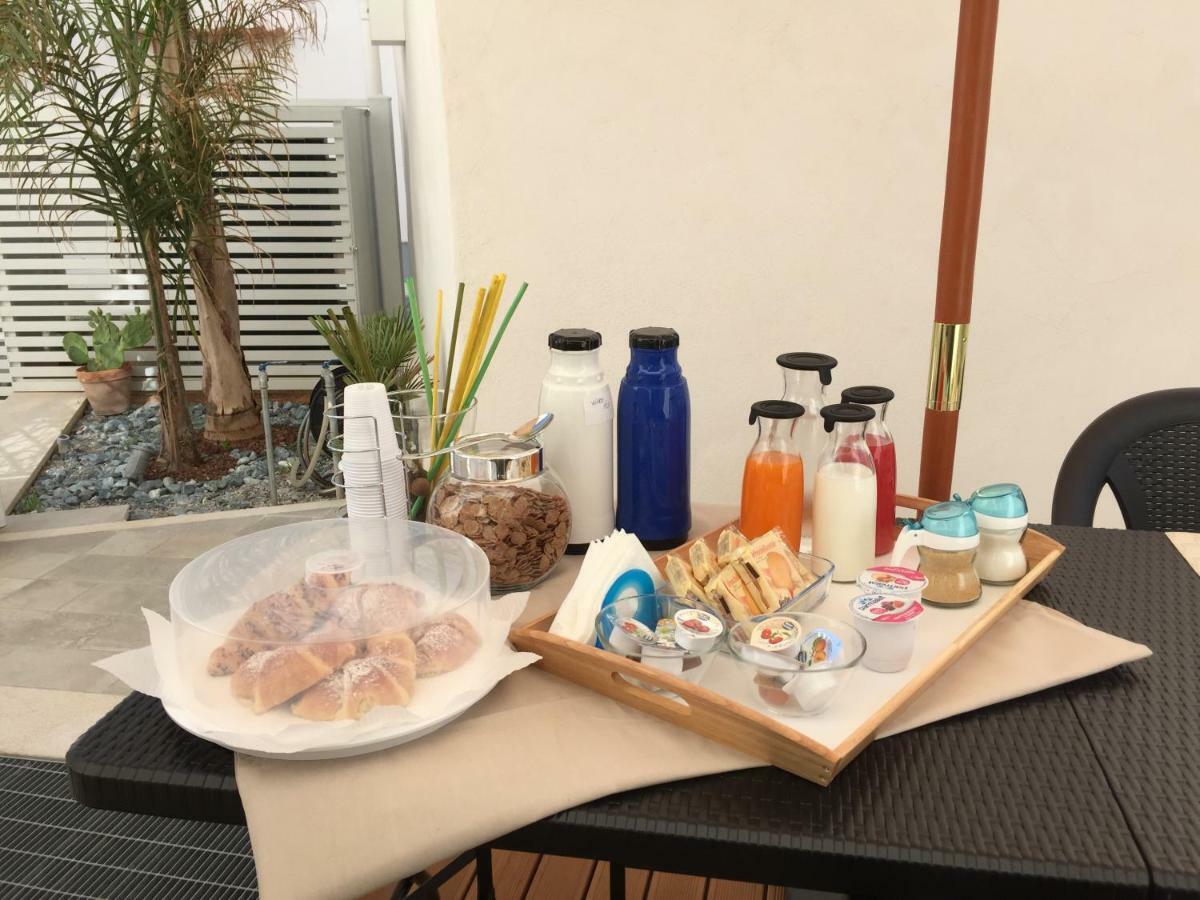 Charm Holiday تيراسيني المظهر الخارجي الصورة