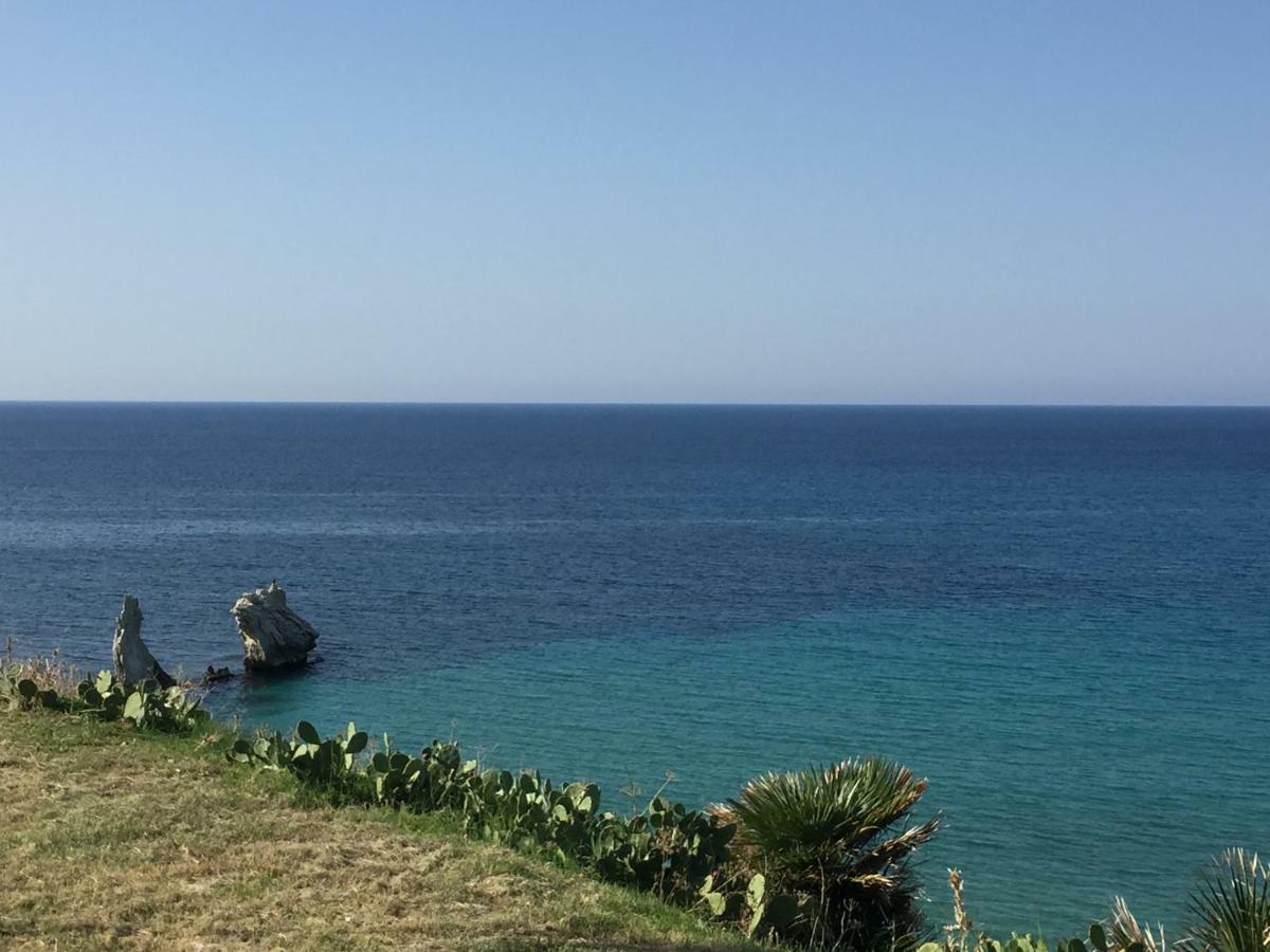 Charm Holiday تيراسيني المظهر الخارجي الصورة