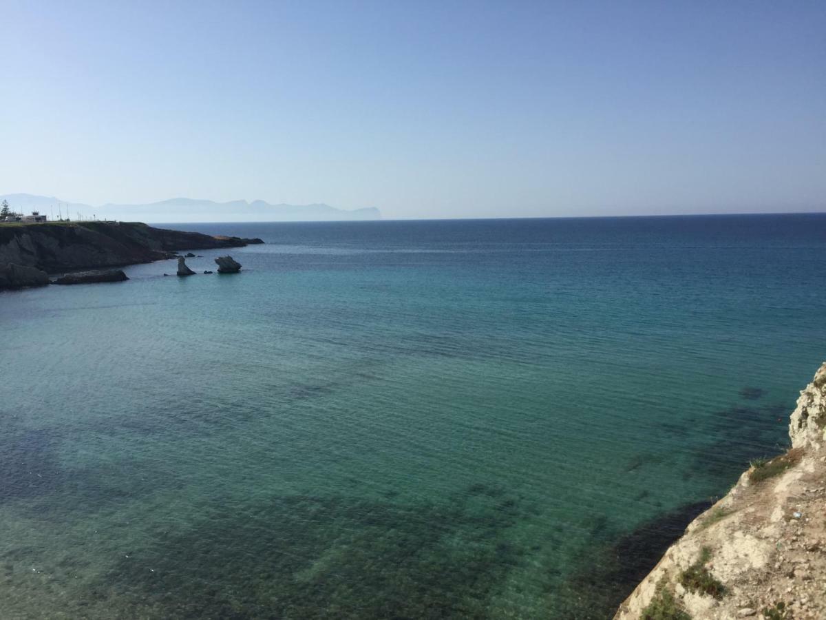 Charm Holiday تيراسيني المظهر الخارجي الصورة