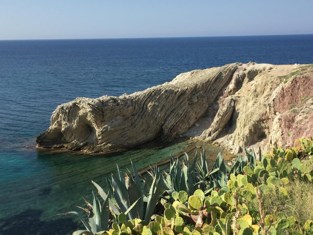Charm Holiday تيراسيني المظهر الخارجي الصورة